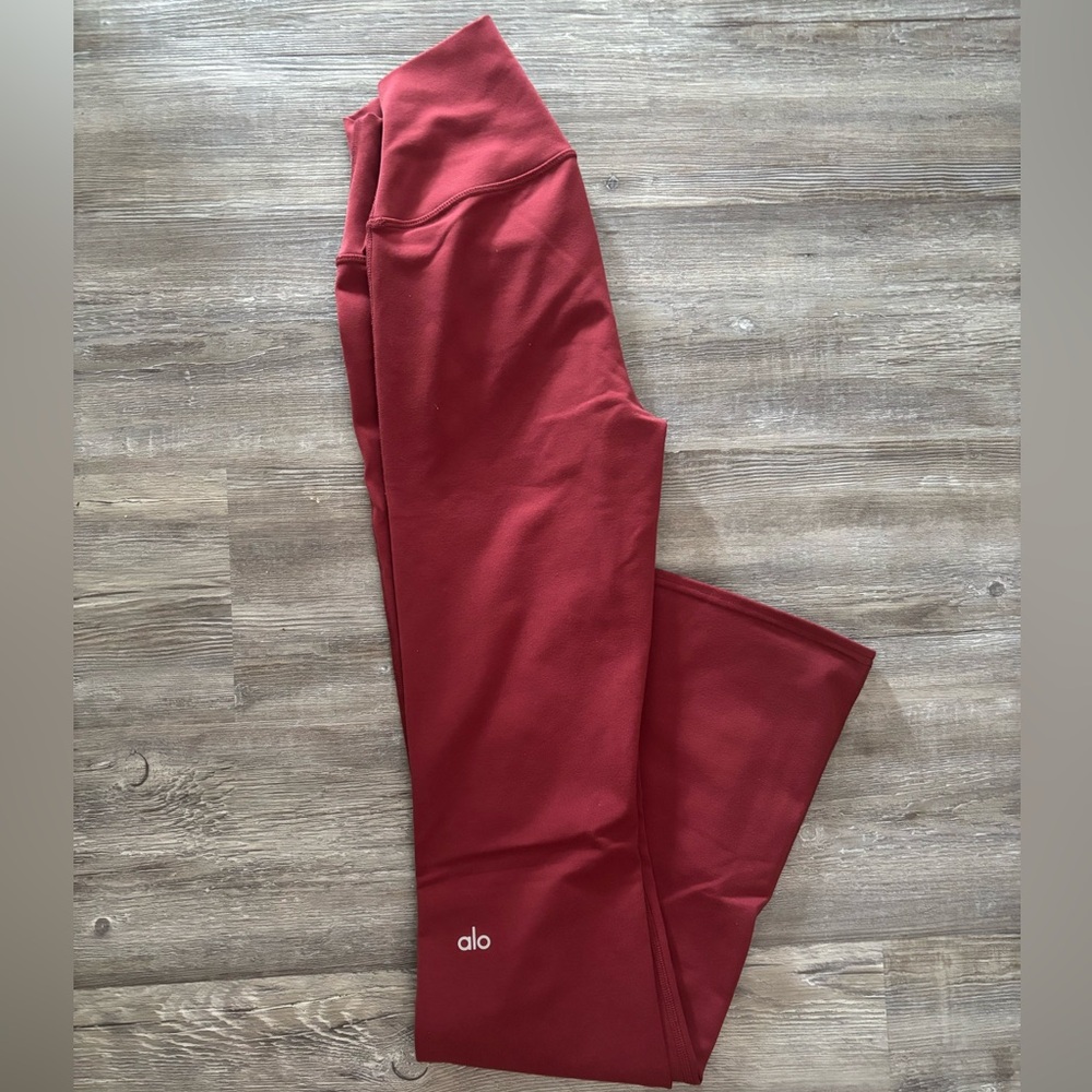 Alo Yoga Pants